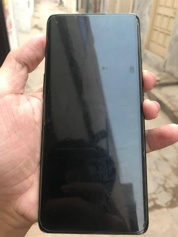 one plus 8 5G UM 1