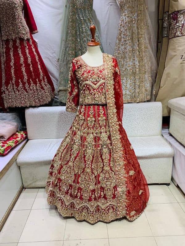 bridal red lehnga 0