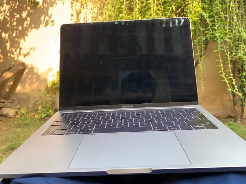 MacBook Pro 2016 13inch 1