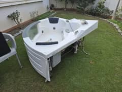 apollo jacuzzi