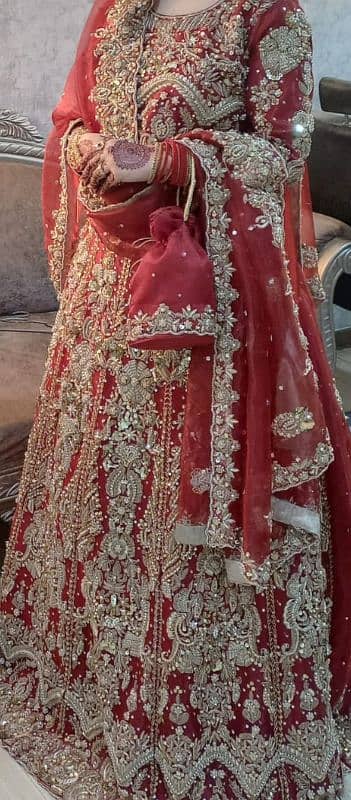 bridal red lehnga 1