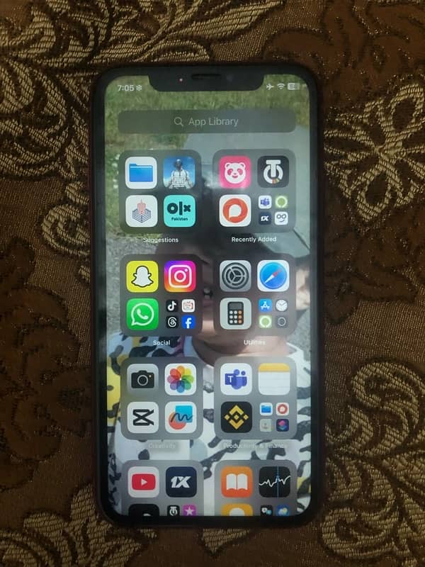 iphone XR 3