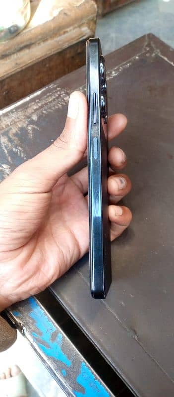 infinix note 30 with out box 10 by 10 cunditon 2