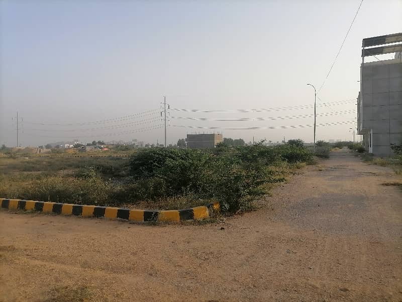 A Great Choice For A 150 Square Yards Residential Plot Available In Gulshan-e-Mehran - Block 2C 5