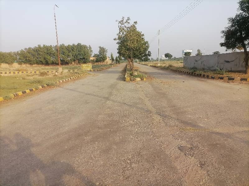 Centrally Located Residential Plot Available In Gulshan-e-Mehran - Block 1D For sale 2