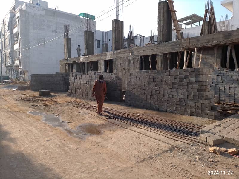 PUNJABI ICON, 1st Floor Roof in Process, 3 Bed DD Lounge, 4 Bed Lounge, n 2 Bed Lounge Lift, Standby Generator, 16 Months Installments On Booking Available. 1