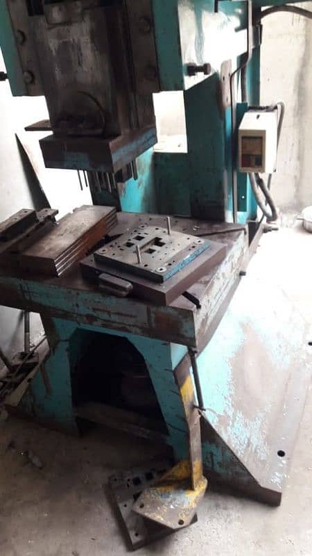 60 tan power press for sale Karachi Pakistan 2