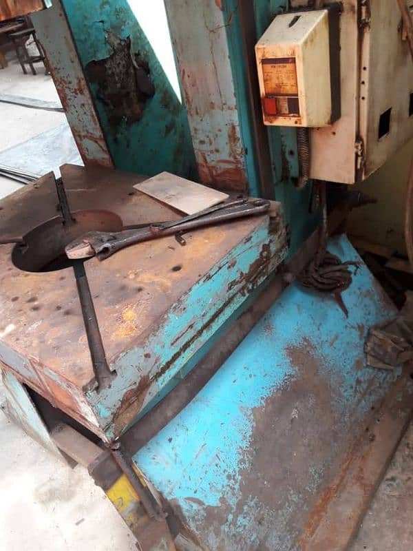 60 tan power press for sale Karachi Pakistan 3