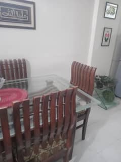 dinning table with 6 chairs