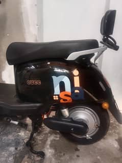 evee nissa electric scooty (0300-9181726)