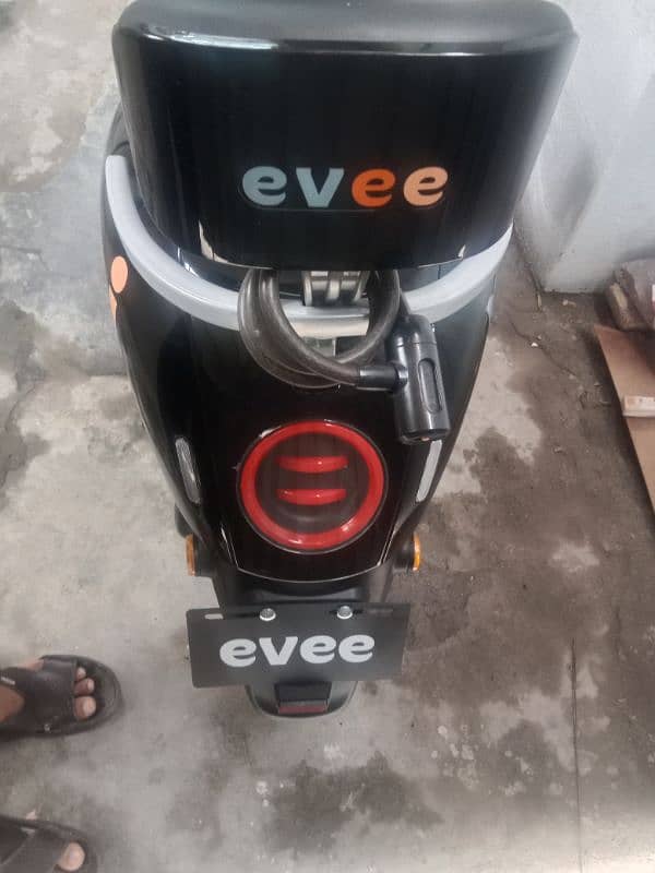 evee nissa electric scooty (0300-9181726) 6