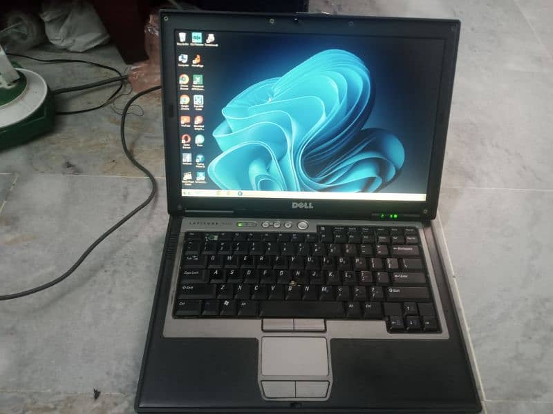 dell laptop 4