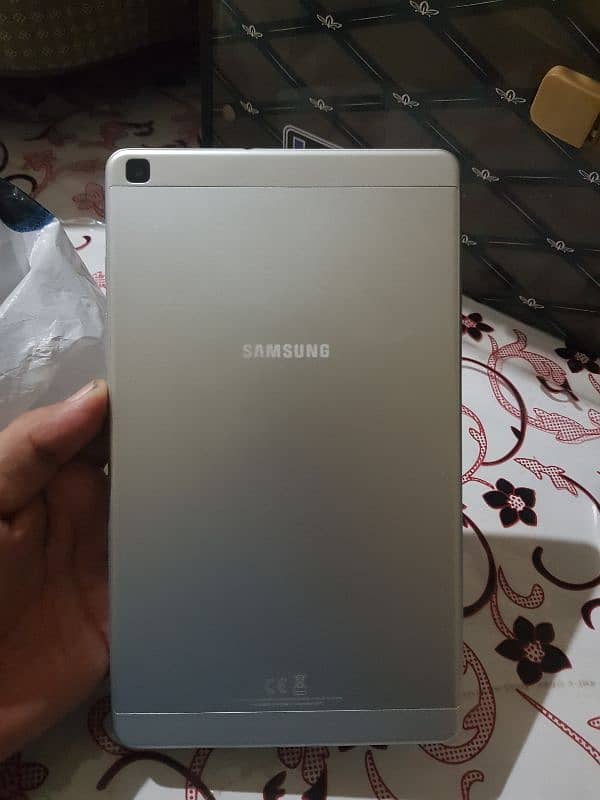 samsung galaxy tab A 8.0 3gb ram 32gb rom 10/10 condition 7