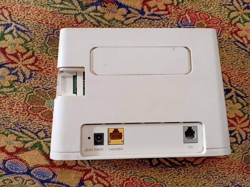 Huawei B310 4G unlock Router 1