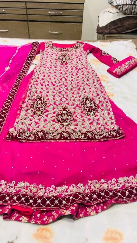 designer inspired bridal for sale on urgent basis small size 2