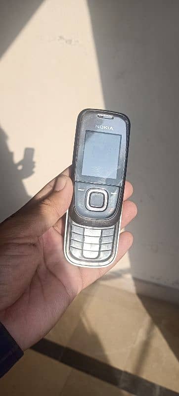 Nokia 2680 6