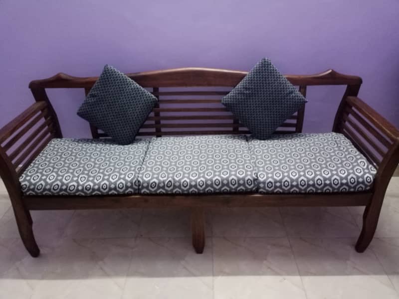 Wooden sofa set 0