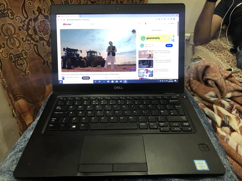 Dell latitude 5290 8gb 256 ssd core i3 7 gen with charger 1