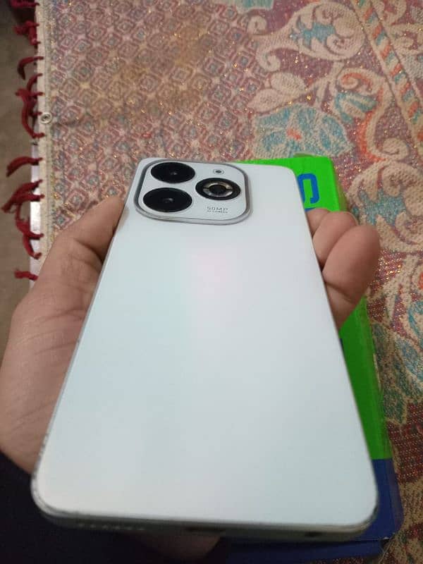 Infinix smart 8 plus 03054090781 5