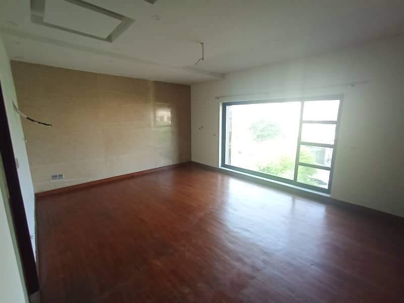 1 Kanal Full Basement Theater House For SALE In Phase 6 DHA 9