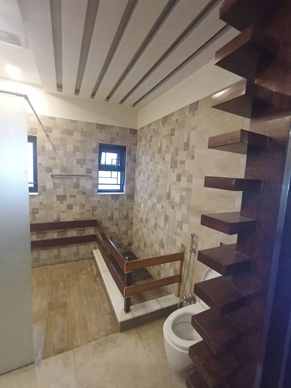 1 Kanal Full Basement Theater House For SALE In Phase 6 DHA 27