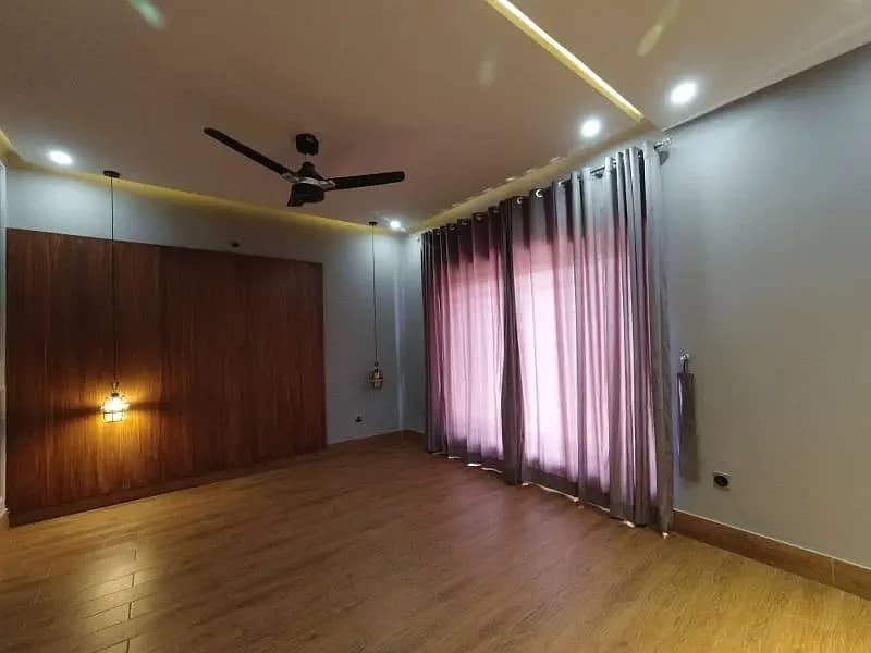 1 Kanal 3 Bed Room Uper Portion in Gulraiz Near Bahria Town 3