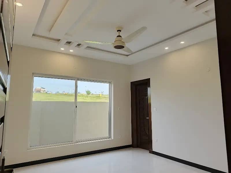 1 Kanal 3 Bed Room Uper Portion in Gulraiz Near Bahria Town 5