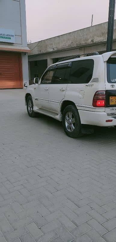 TOYOTA LAND CRUISER 2006 better than vigo revo prado 5