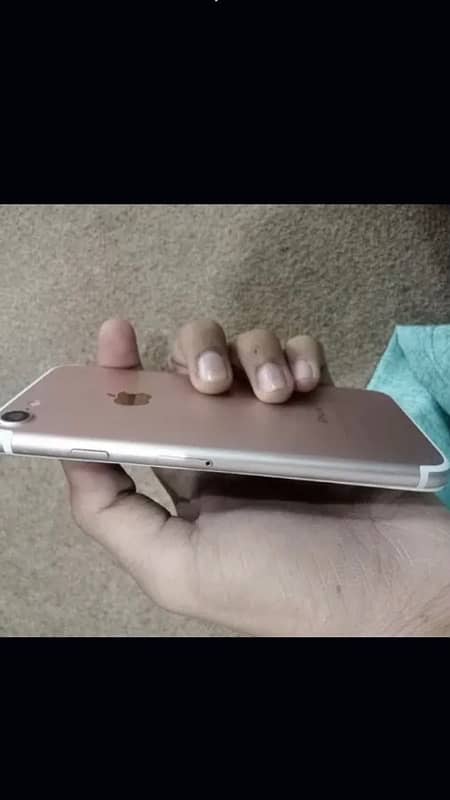 iPhone 7 pta 32GB 5