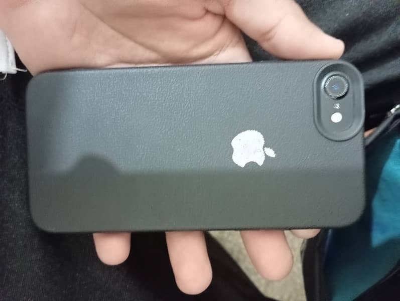 iPhone 7 128GB Non pta 3