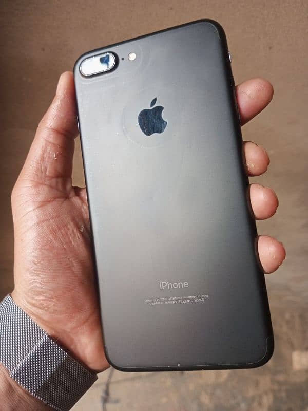 Iphone 7 plus non pta 32gb all original phone whtspp 03027839634 0