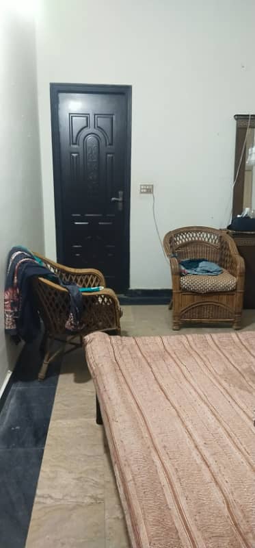 Near wapda town Gulshan e Lahore society 10 mrla lower portion available portion for rent 7