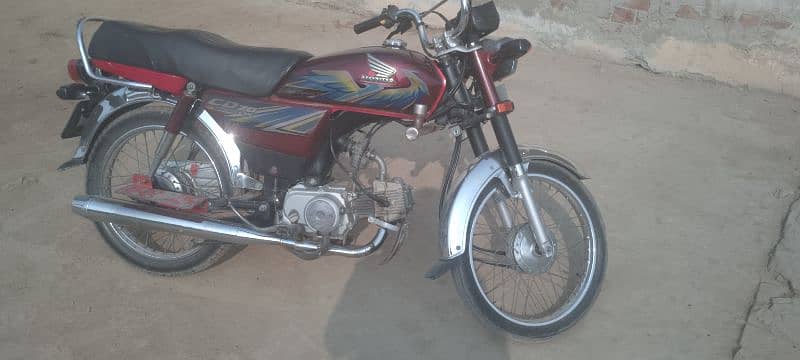 Honda CD70 8