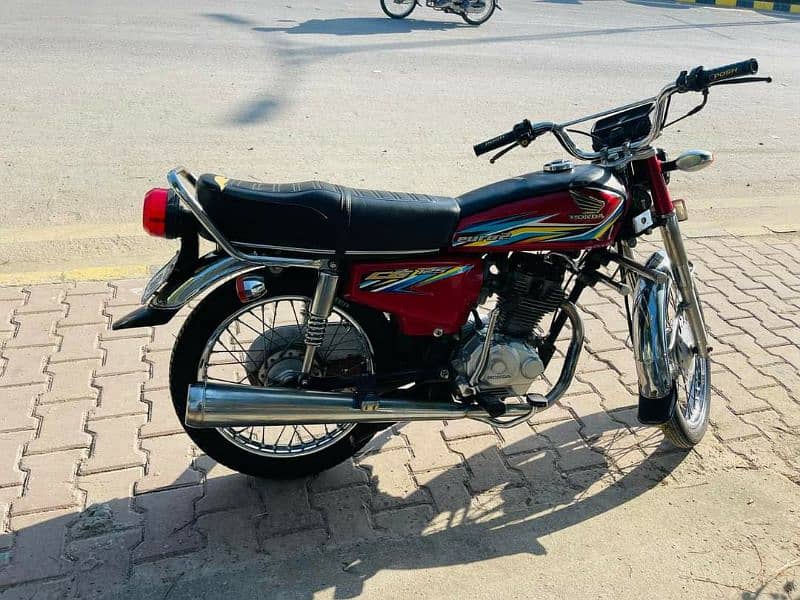 Honda 125 bike for sale in Best Condition 3