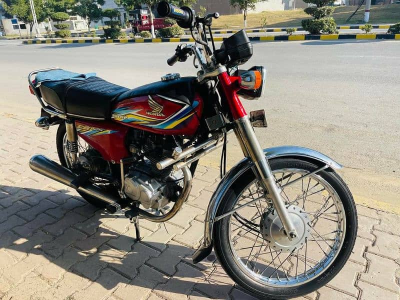 Honda 125 bike for sale in Best Condition 7