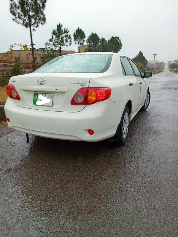 Toyota Corolla GLI 2011 3