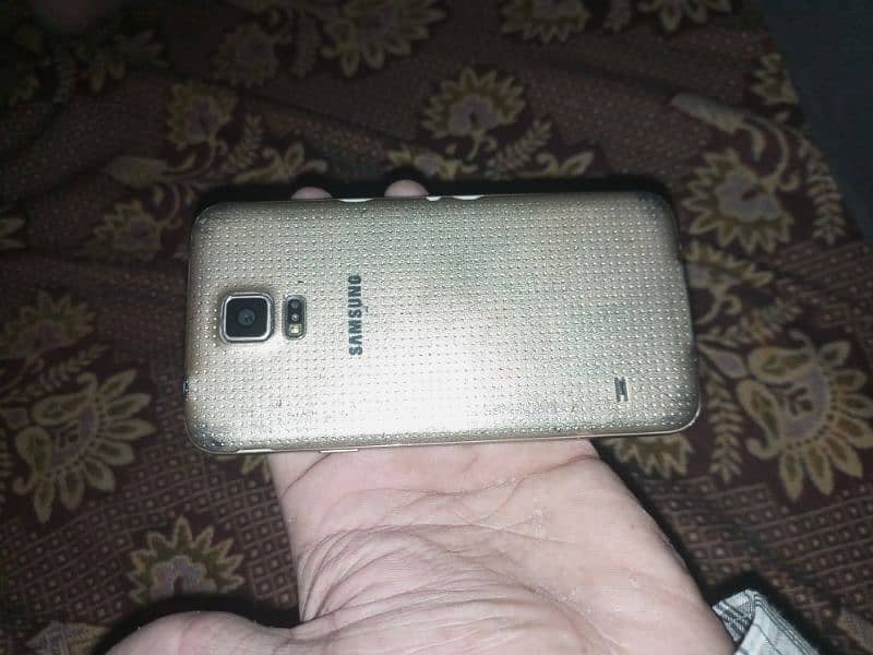 Samsung Galaxy S5 3