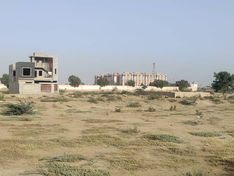 100 Yards Commercial Transfer Plot Available in Block-2 Pir Ahmed Zaman Town 9