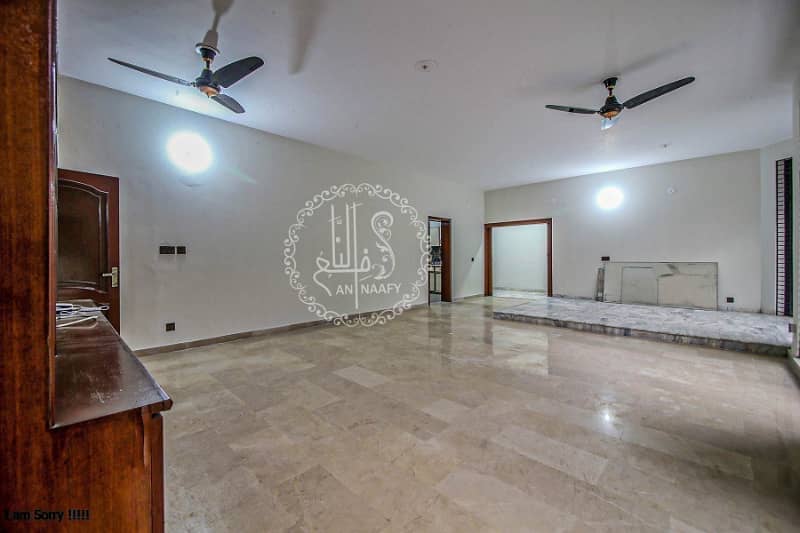 01 Kanal Lawn & 01 Kanal Most Beautifull House Available For Rent In Dha Phase 3 Good Location 14