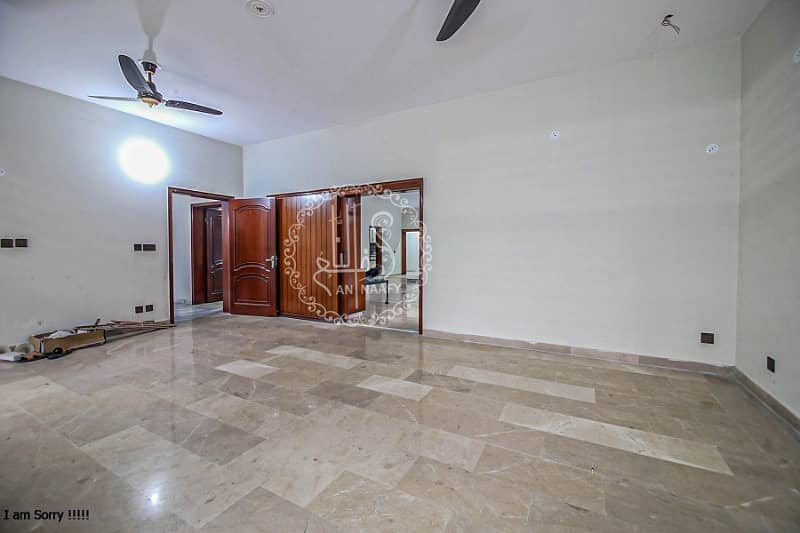 01 Kanal Lawn & 01 Kanal Most Beautifull House Available For Rent In Dha Phase 3 Good Location 28