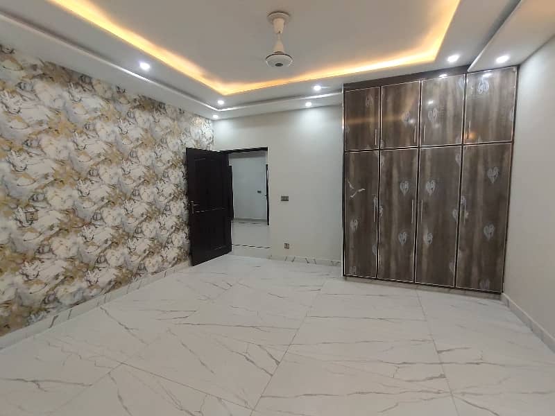 8 Marla Used House For Sale In Umar Block Bahria Town Lahore Lahore 4