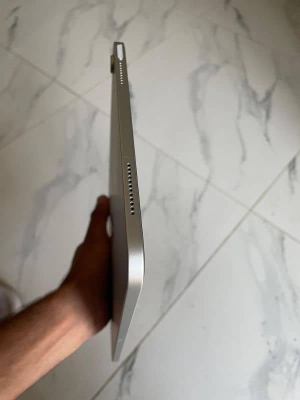 Apple IPAD 10TH GENERATION 64 GB 5