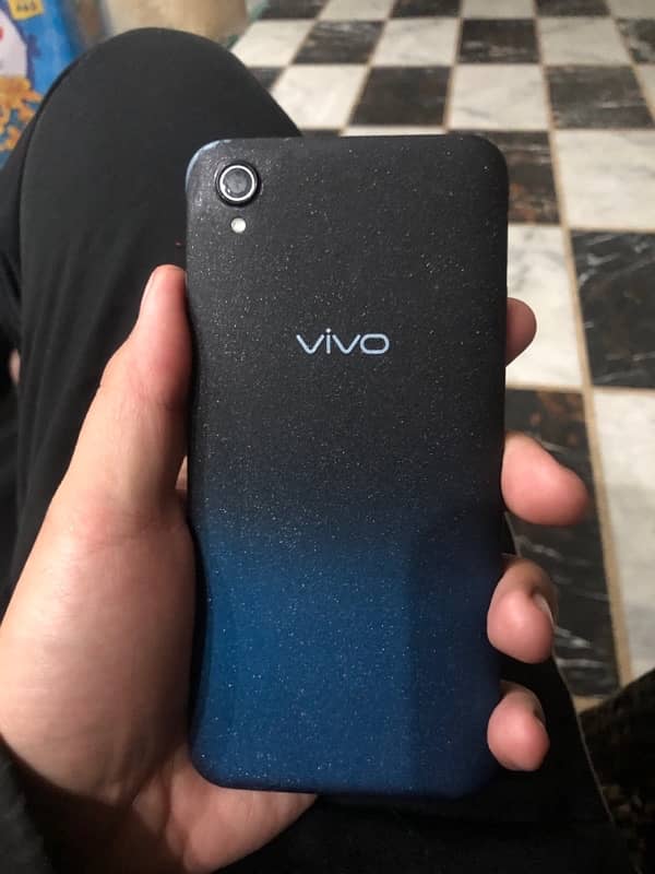 VIVO 1823 DUAL SIM 0