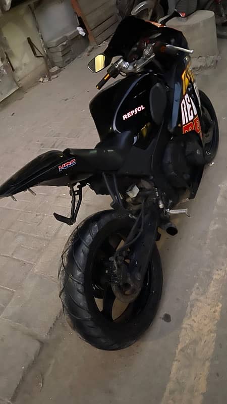 Heavy Sports Bike Honda CBR 400rr 400cc in outclass condition  !! 7