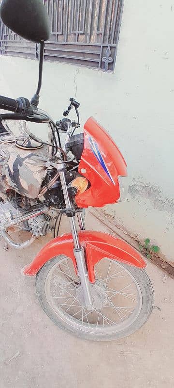 United 100CC motorcycle for sale 1