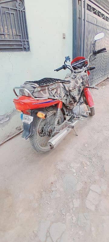 United 100CC motorcycle for sale 3