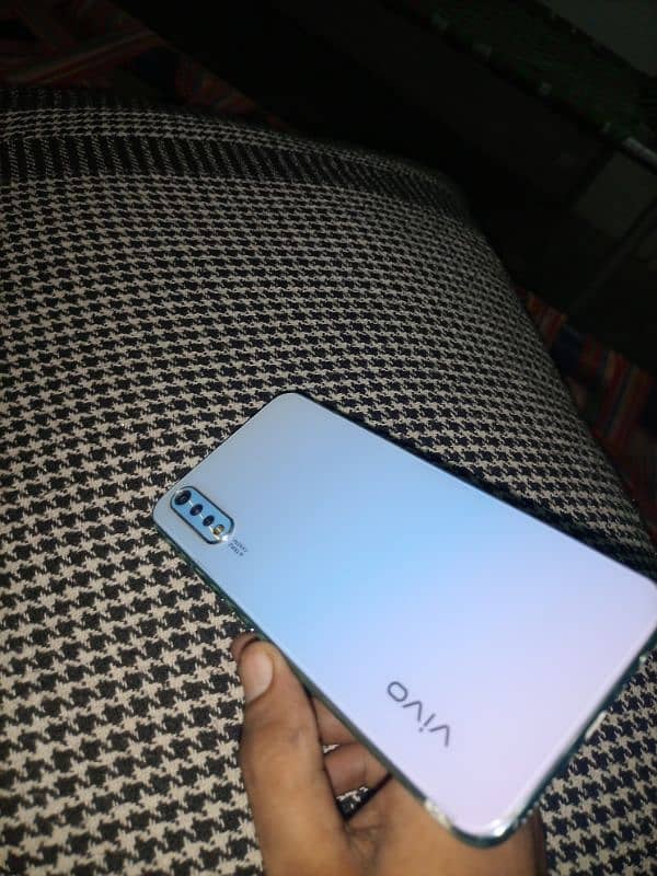 Vivo s1 8/256gb 10/10 only whatsapp 03028868599 0