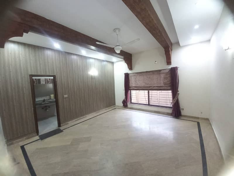 1 kanal lower portion available for rent in Velencia housing society Lahore 13