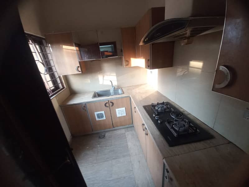 1 kanal lower portion available for rent in Velencia housing society Lahore 14