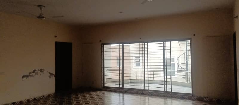 2 Kanal Corner House For Rent Available In Valencia Housing Society Lahore 11